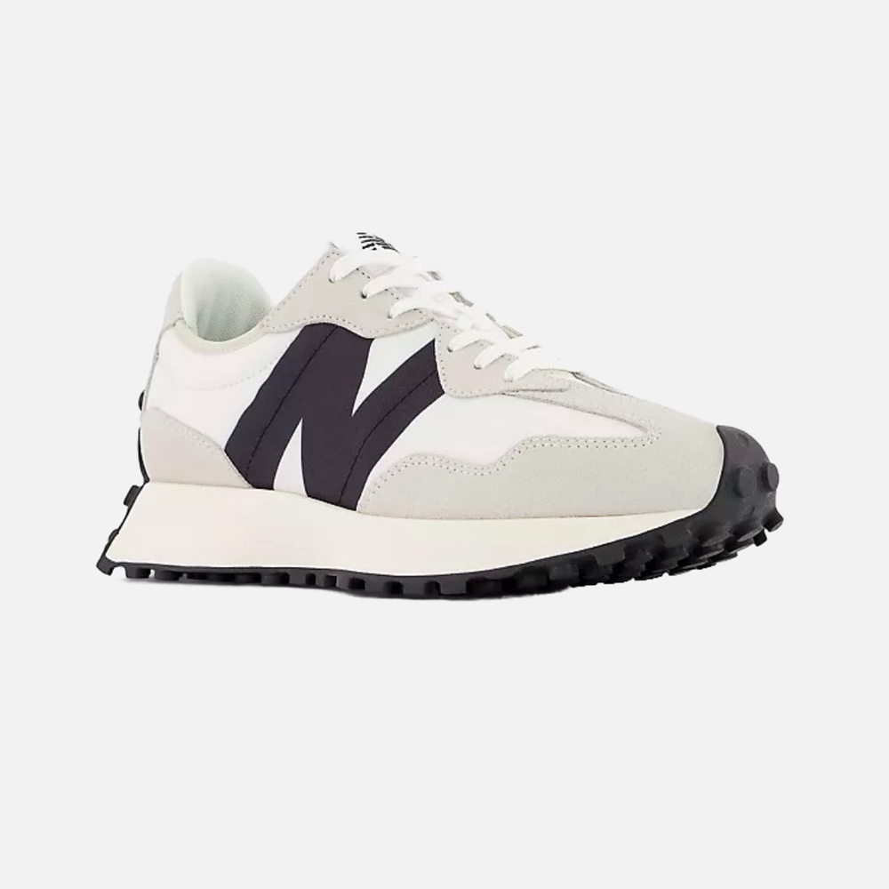 New Balance Women’s Cream, White & Black Retro Runner Sneakers - Picture 2 of 16